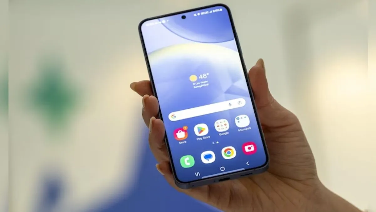 Samsung Galaxy S24 FE में मिलेगा iPhone 15 Pro Max जितना बड़ा डिस्प्ले, लॉन्च से पहले कई फीचर लीक Today Tech News