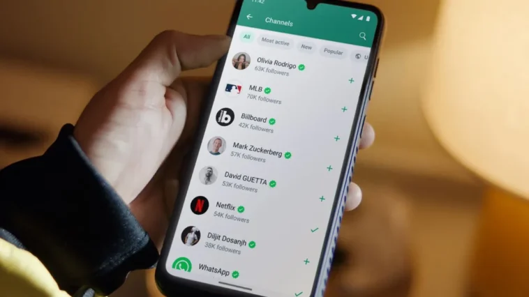 WhatsApp के प्रोफाइल सेक्शन में होने वाला है बड़ा अपडेट, यूजर्स को मिलेगा नया फीचर Today Tech News WhatsApp के प्रोफाइल सेक्शन में होने वाला है बड़ा अपडेट, यूजर्स को मिलेगा नया फीचर Today Tech News