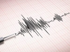 जापान में 7.1 तीव्रता का भूकंप:क्यूशू शहर में जमीन से 8.8 किमी नीचे रहा केंद्र, सुनामी का अलर्ट जारी