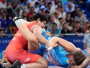 रेसलर रीतिका क्वार्टर फाइनल हारीं:किर्गिस्तान की खिलाड़ी ने हराया, गोल्फ में अदिति-दीक्षा चौथा राउंड हारी