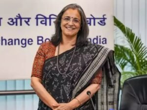 शनिवार देर रात बुच दंपती ने बयान जारी कर इन आरोपों का खंडन किया। उन्होंने कहा कि हमारी जिंदगी और हमारे फाइनेंस खुली किताब हैं। - Dainik Bhaskar